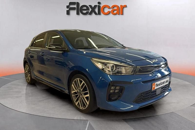 Azul Usado 2022 Kia Rio GT-Line Berlina | 16.490 € (Caro) - Imagen 1/4