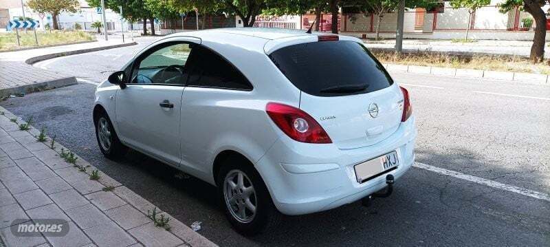 Usado Opel Corsa Selective 75 CV (55 kW) 2014 Blanco Van