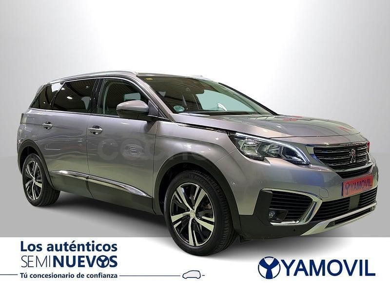 Usado Peugeot 5008 Allure 130 CV (95 kW) 2019 Gris / plata SUV