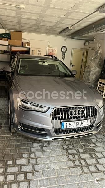 Usado Audi A6 Allroad Advanced 272 CV (200 kW) 2018 Gris / plata Familiar