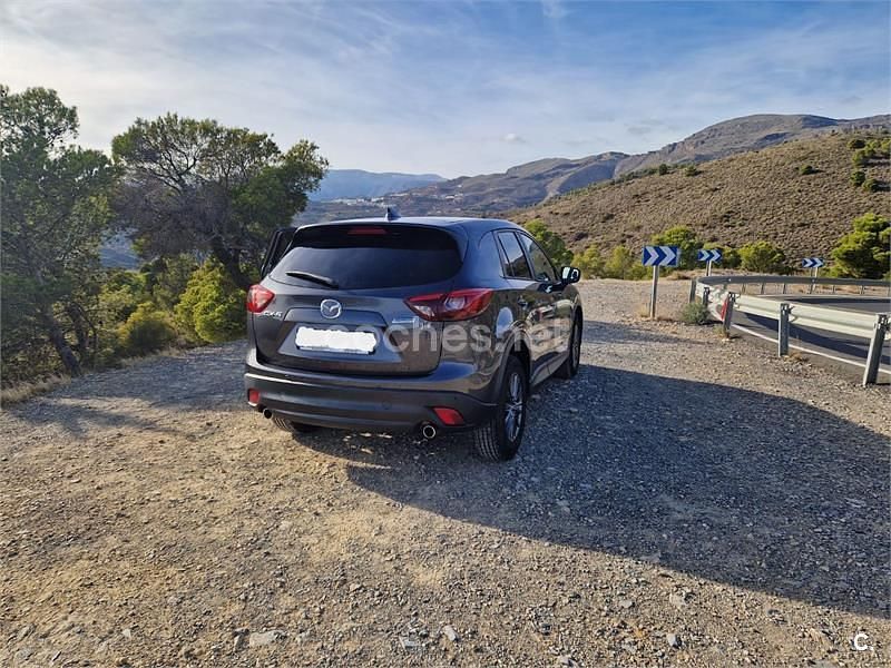 Usado Mazda CX-5 Style 150 CV (110 kW) 2016 Gris / plata SUV