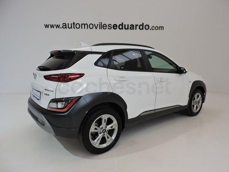 Usado Hyundai Kona 120 CV (88 kW) 2021 Blanco SUV