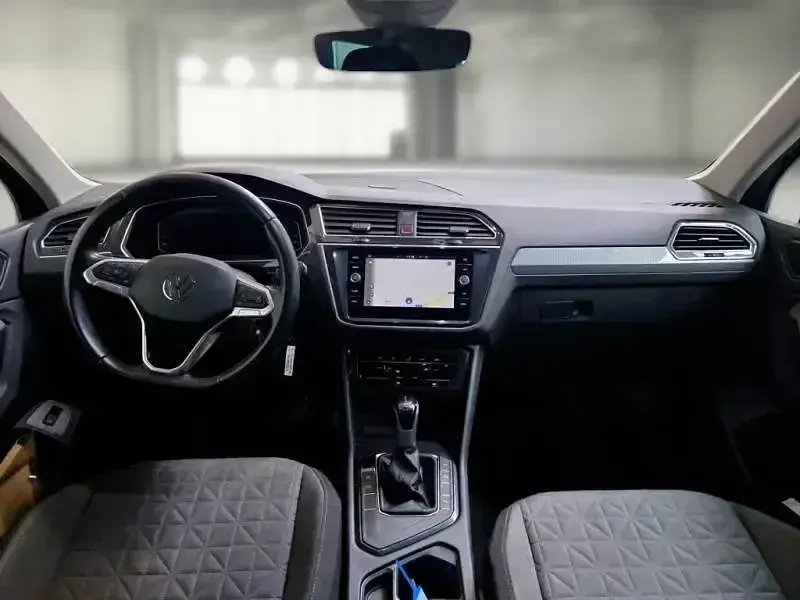 Usado VW Tiguan Life 245 CV (180 kW) 2022 Azul SUV