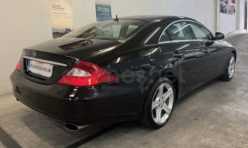 Usado Mercedes CLS500 306 CV (225 kW) 2005 Negro Coupe