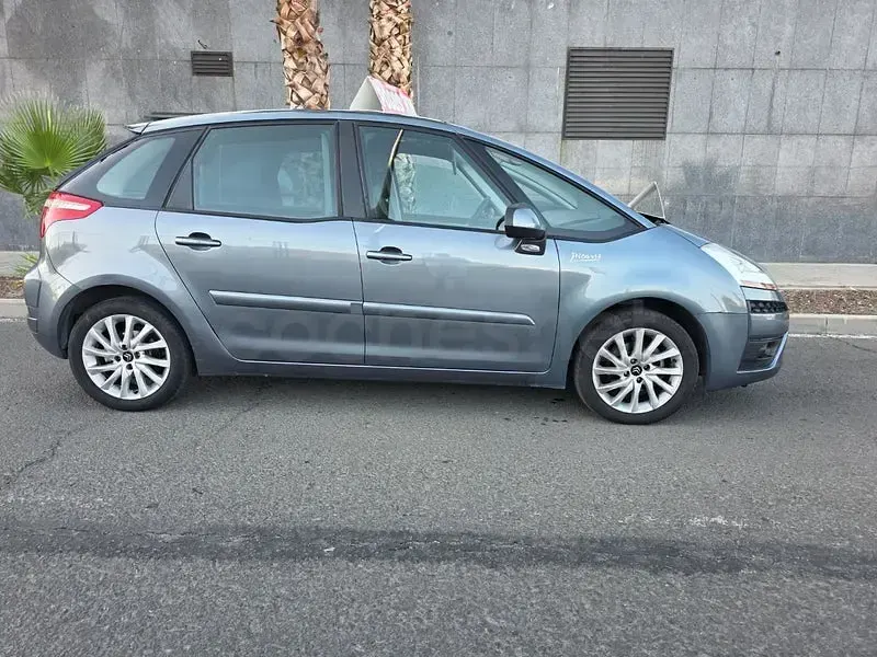 Usado Citroën C4 Picasso 120 CV (88 kW) 2009 Gris / plata Monovolumen