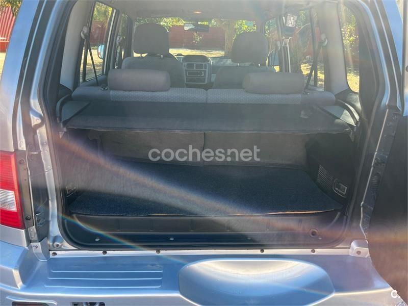 Usado Mitsubishi Montero 129 CV (94 kW) 2004 Gris / plata SUV