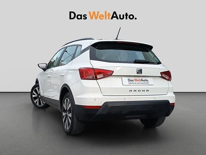 Usado Seat Arona Style 110 CV (80 kW) 2021 Blanco SUV