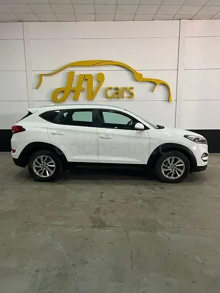 Usado Hyundai Tucson 136 CV (100 kW) 2016 Blanco SUV