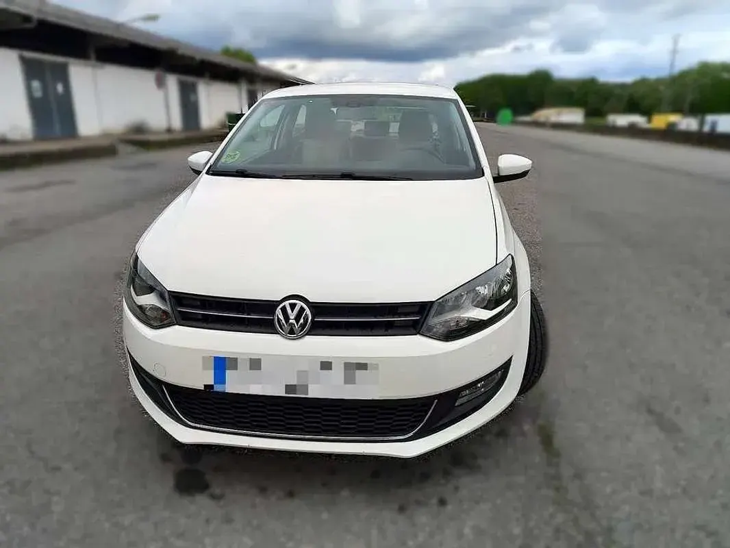 Usado VW Polo Sportline 105 CV (77 kW) 2011 Blanco Utilitario