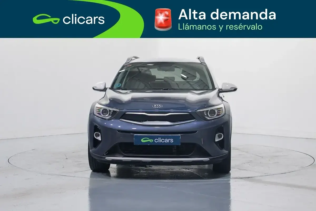Usado Kia Stonic 100 CV (73 kW) 2019 Azul SUV
