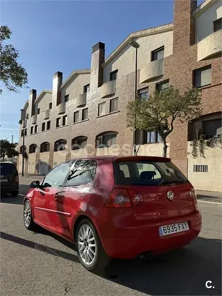 Usado VW Golf V GT 170 CV (125 kW) 2007 Rojo Berlina