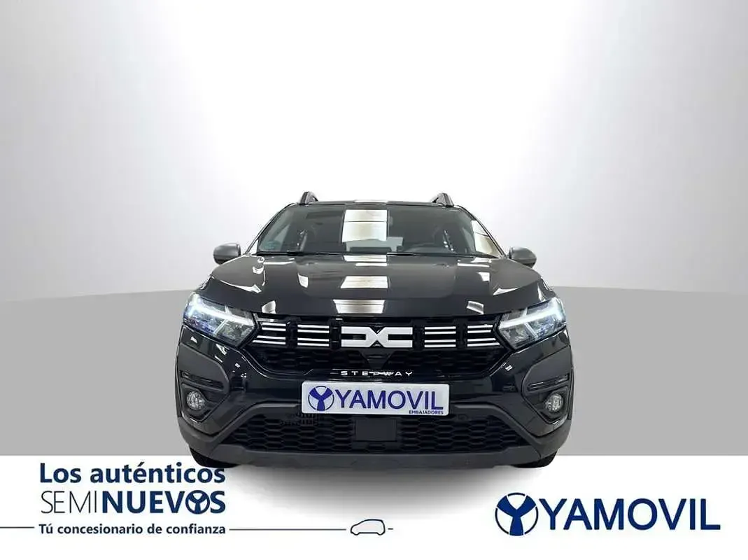 Usado Dacia Sandero Expression 101 CV (74 kW) 2023 Negro Utilitario