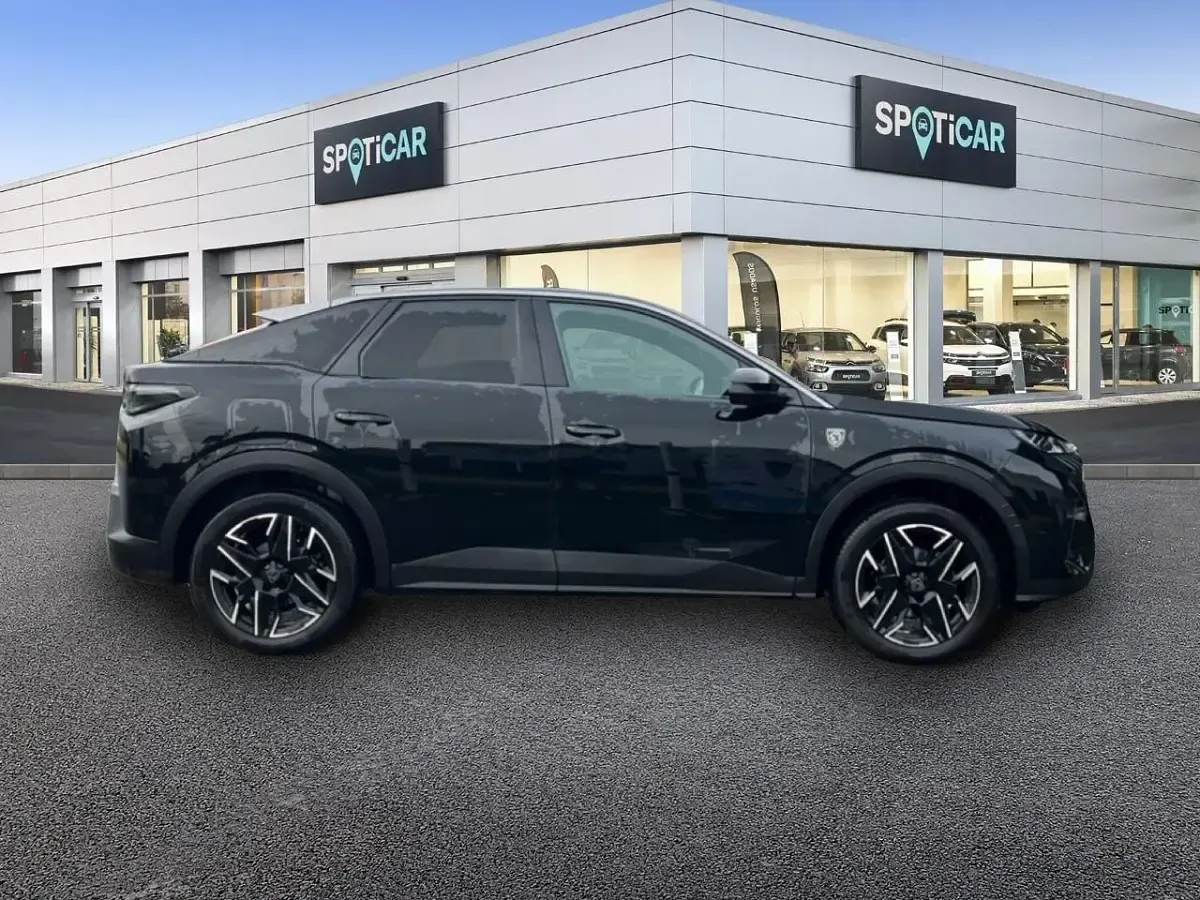 Usado Peugeot 3008 GT 145 CV (106 kW) 2025 Negro SUV