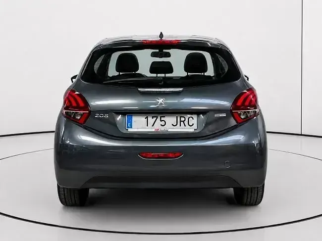 Usado Peugeot 208 Allure 100 CV (73 kW) 2016 Gris Utilitario