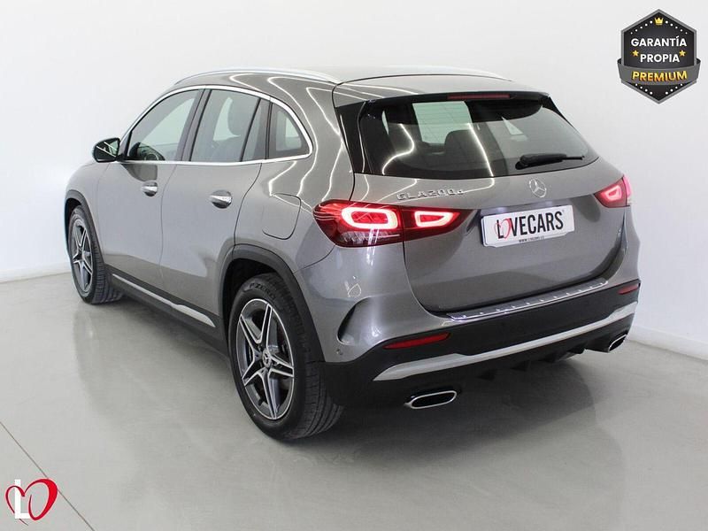 Usado Mercedes GLA200 AMG line Plus 150 CV (110 kW) 2021 Gris SUV