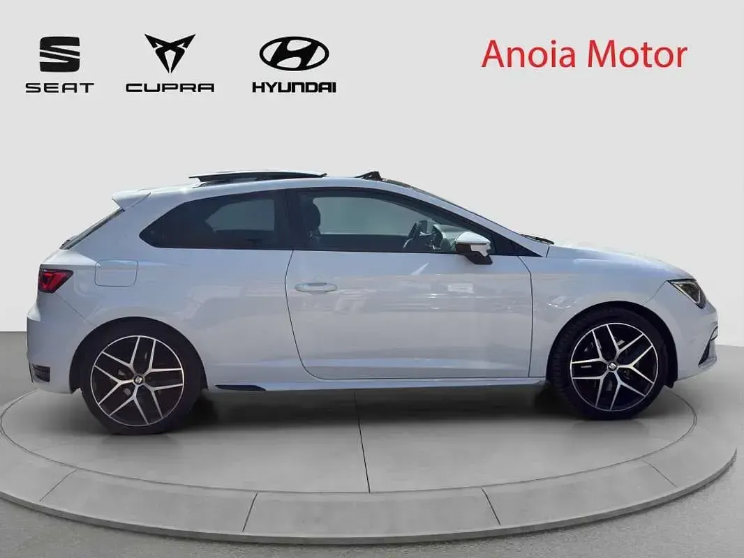 Usado Seat Leon SC FR 179 CV (131 kW) 2018 Blanco Utilitario