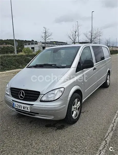 Usado Mercedes Viano 150 CV (110 kW) 2006 Gris / plata Monovolumen