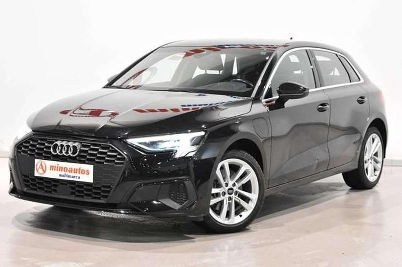 Usado Audi A3 e-tron Business 207 CV (152 kW) 2023 Negro Utilitario