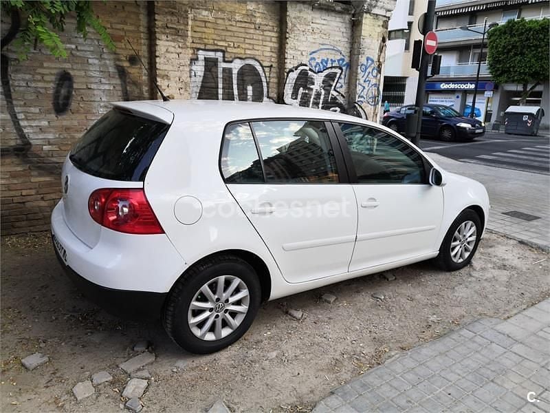 Blanco Usado 2007 VW Golf Highline Berlina | 3700 € (Buen precio) - Imagen 1/4