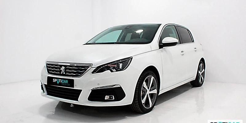 Blanco Usado 2018 Peugeot 308 Allure | 12.100 € (Un poco caro) - Imagen 1/4