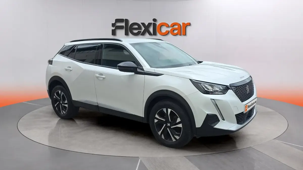 Usado Peugeot 2008 Active 101 CV (74 kW) 2023 SUV