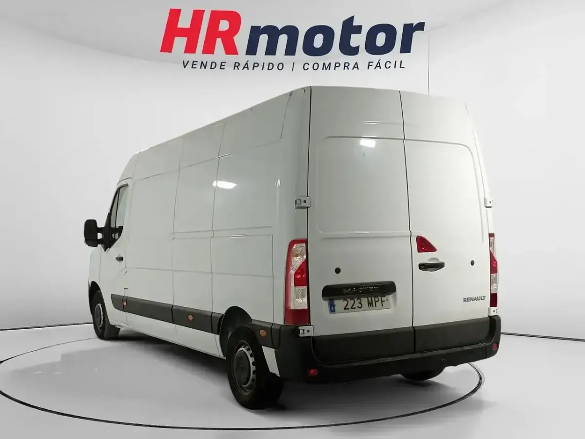 Usado Renault Master 150 CV (110 kW) 2023 Blanco Monovolumen