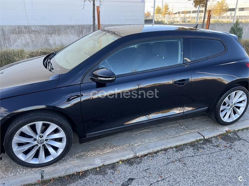 Usado VW Scirocco 140 CV (102 kW) 2011 Negro Coupe