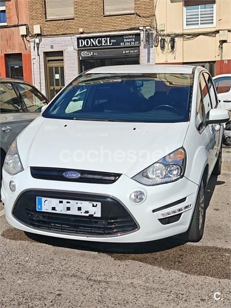 Usado Ford S-MAX Titanium 163 CV (119 kW) 2014 Blanco Monovolumen