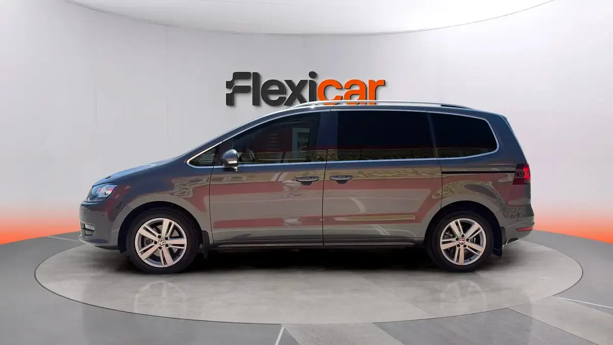 Usado VW Sharan Advance 150 CV (110 kW) 2019 Negro Monovolumen