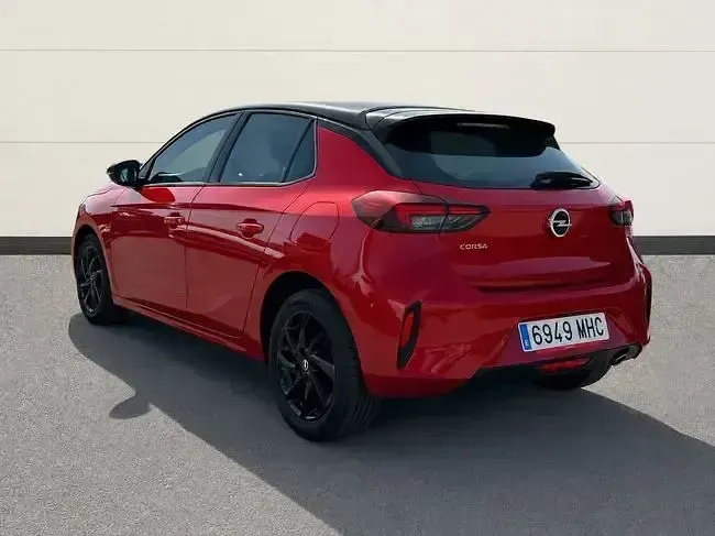 Usado Opel Corsa 100 CV (73 kW) 2023 Rojo Utilitario
