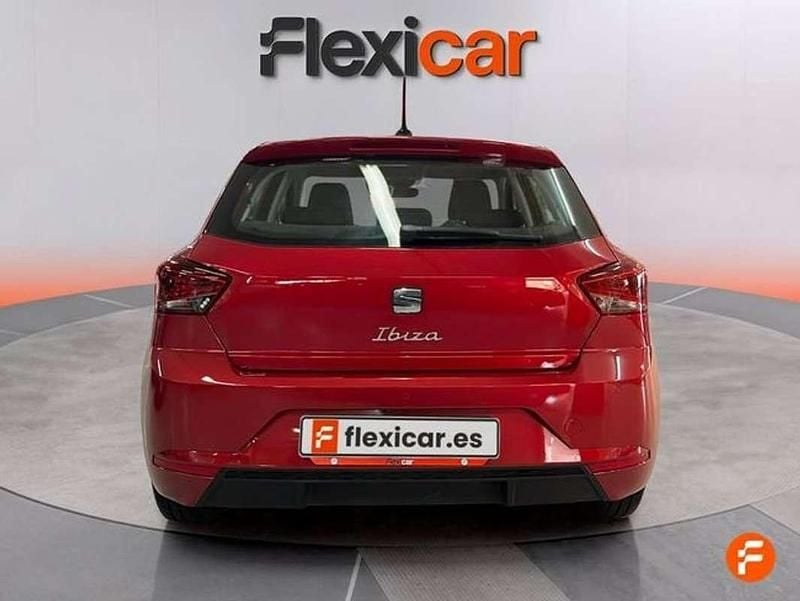 Usado Seat Ibiza Reference 80 HP (58 kW) 2022 Vermelho Citadino
