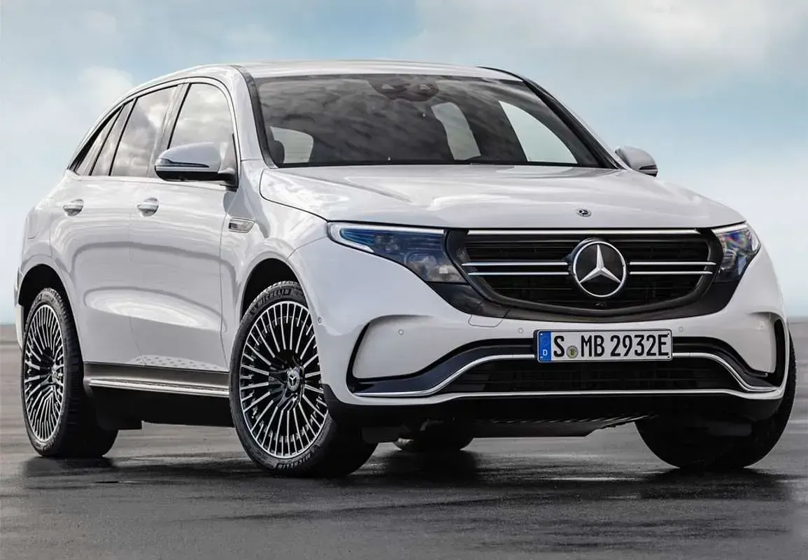 Usado Mercedes EQC400 300 kW (408 CV) 2022 Gris SUV