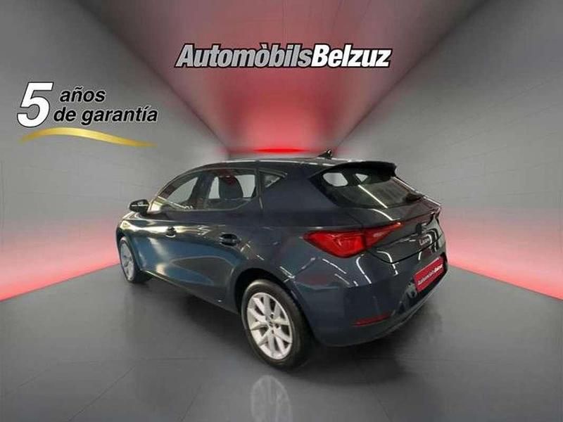 Usado Seat Leon ST Style 110 HP (80 kW) 2024 Cinzento Carrinha