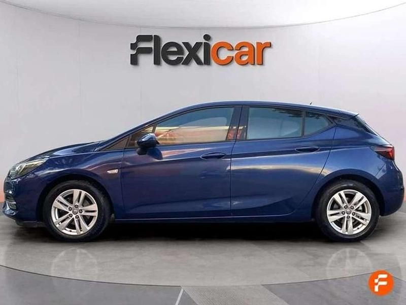 Usado Opel Astra Business Elegance 145 CV (106 kW) 2020 Azul Familiar