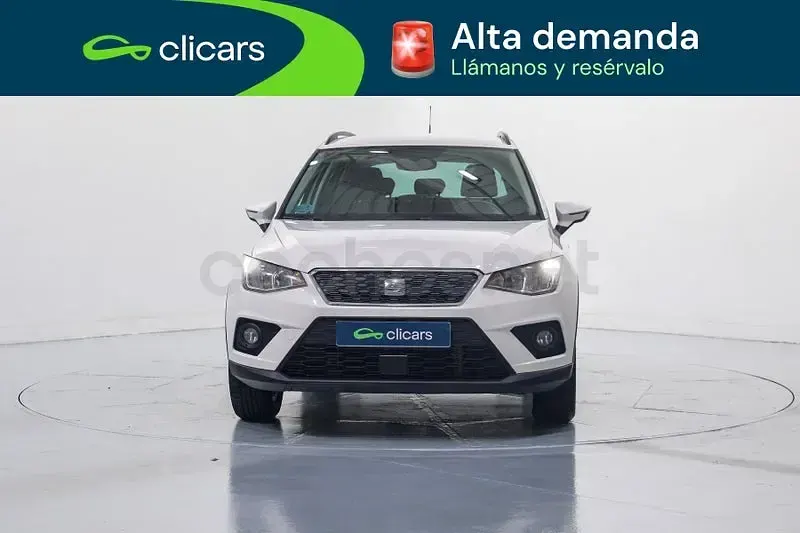 Usado Seat Arona Ecomotive 95 CV (69 kW) 2019 Blanco SUV
