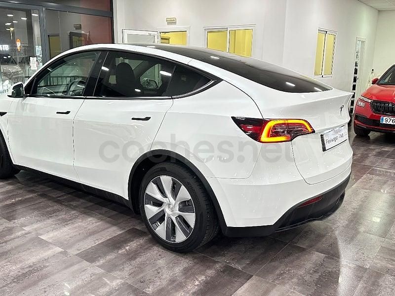 Usado Tesla Model Y RWD 60 kW (82 CV) 2024 Eléctrico SUV