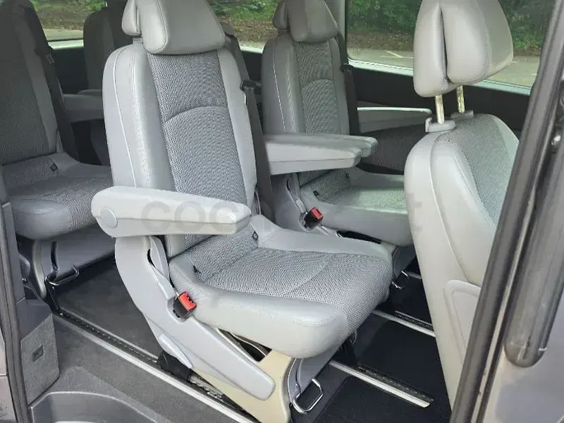 Usado Mercedes Viano 163 CV (119 kW) 2013 Gris / plata Monovolumen
