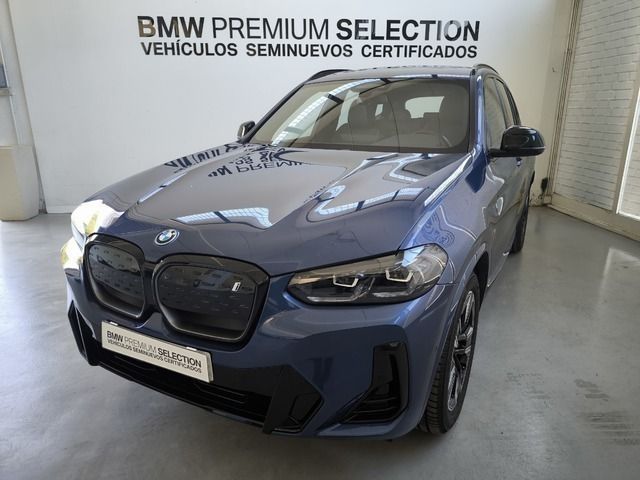 Azul Usado 2022 BMW iX3 M Sport SUV | 46.900 € (Precio justo) - Imagen 1/4