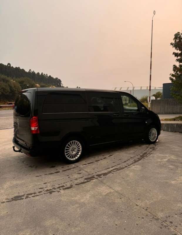 Usado Mercedes Vito 136 CV (100 kW) 2019 Negro Van