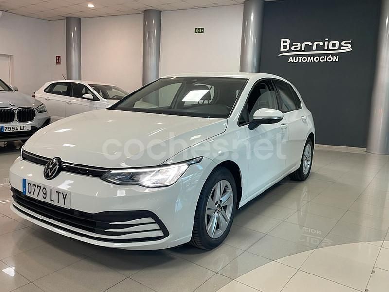 Blanco Usado 2021 VW Golf VIII Berlina | 18.900 € (Precio justo) - Imagen 1/4