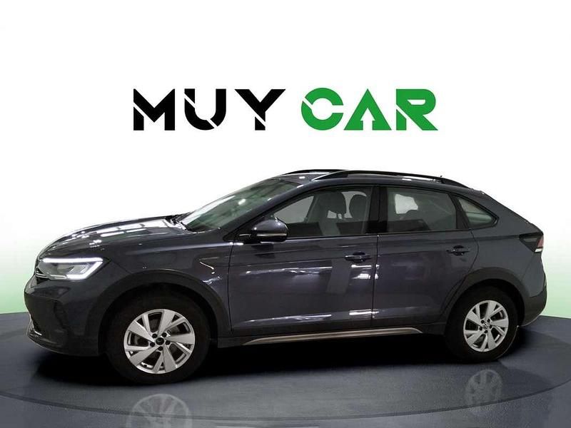 Usado VW Taigo Life 110 CV (80 kW) 2022 Gris / plata SUV