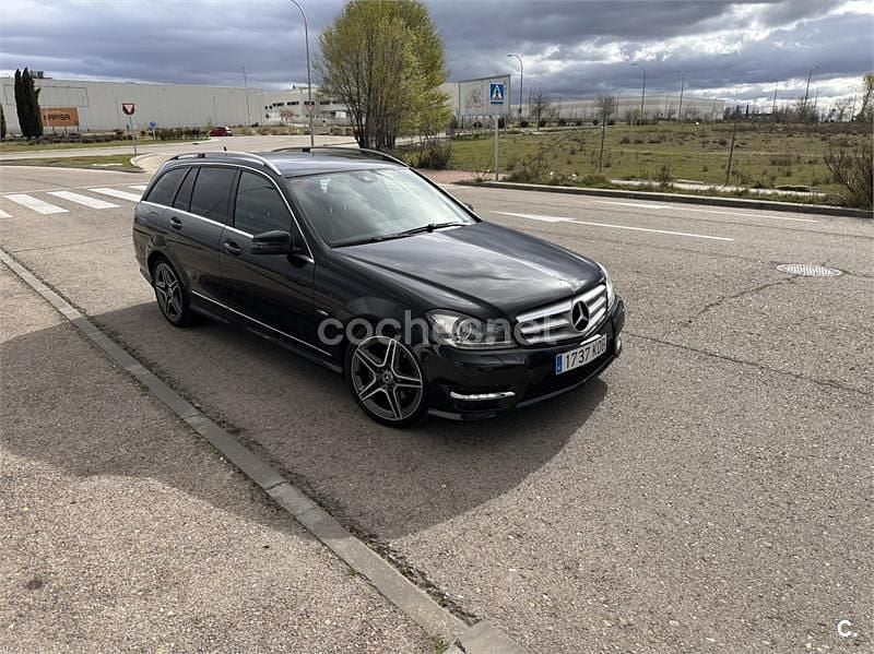 Usado Mercedes C250 Elegance 204 CV (150 kW) 2012 Negro Familiar