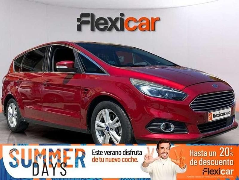 Burdeos Usado 2017 Ford S-MAX Titanium Monovolumen | 9490 € - Imagen 1/4