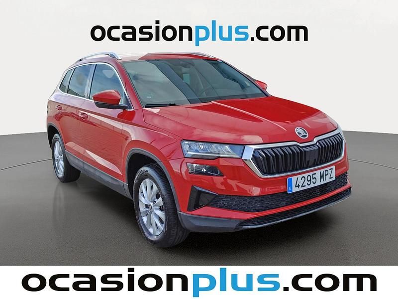 Usado Skoda Karoq Selection 116 CV (85 kW) 2024 Rojo SUV