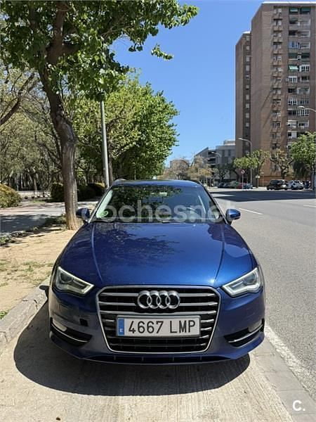 Usado Audi A3 110 CV (80 kW) 2015 Azul Berlina