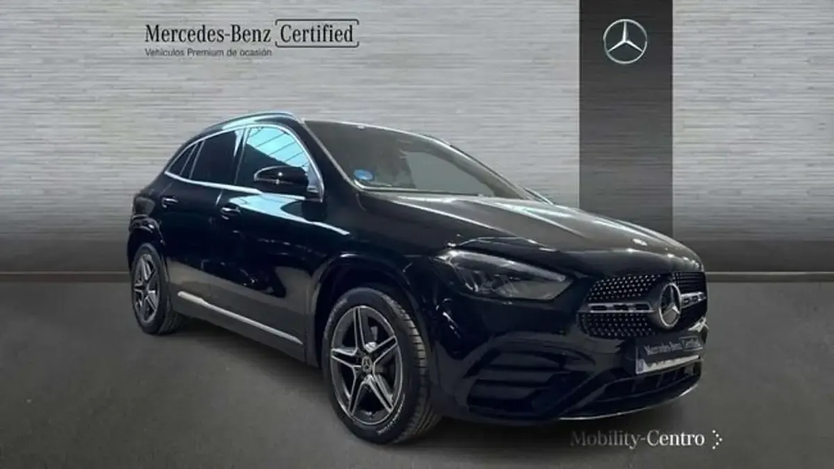 Usado Mercedes GLA250 165 CV (121 kW) 2025 Negro SUV
