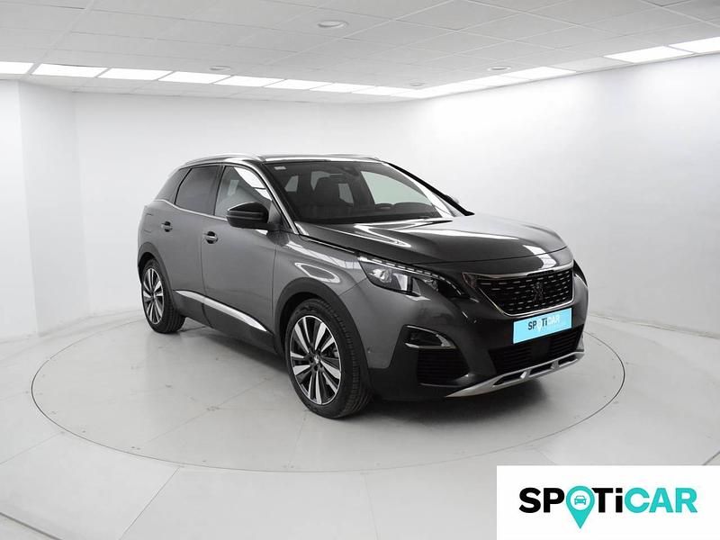 Usado Peugeot e-3008 GT 220 kW (300 CV) 2021 Gris SUV