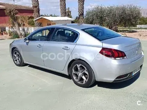 Usado Peugeot 508 Allure 180 CV (132 kW) 2015 Gris / plata Berlina