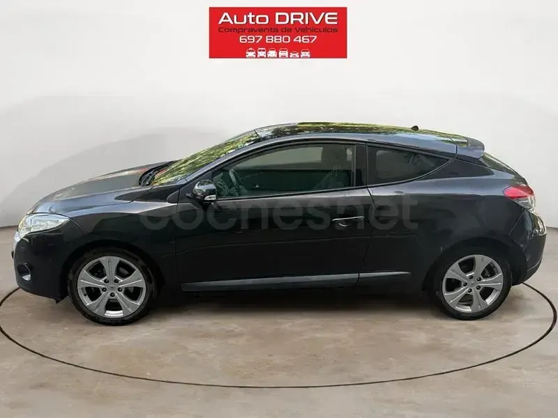 Usado Renault Mégane III Dynamique 110 CV (80 kW) 2009 Negro Berlina