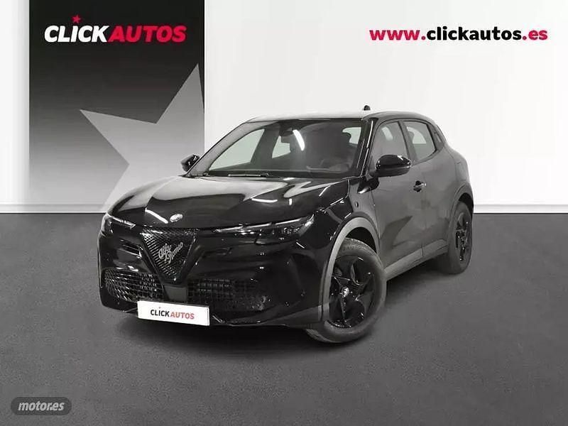 Negro Usado 2025 Alfa Romeo GT Junior SUV | 27.450 € - Imagen 1/4